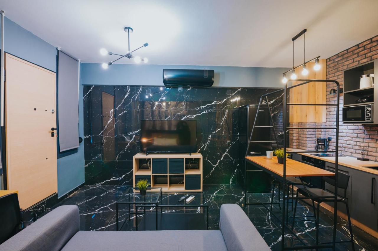 New Modern Ground Floor Apartment By The Sea سالونيك المظهر الخارجي الصورة